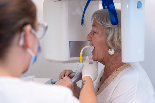 Best Emergency Broken Tooth Repair in Azalea Park, FL