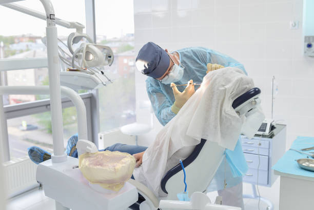 Best Emergency Root Canal Treatment in Azalea Park, FL